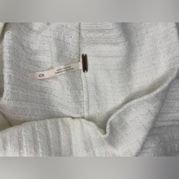 Free People long sleeve top - Picture 11 of 12